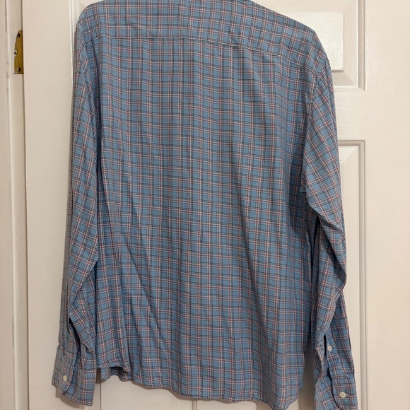 Faherty button down - Picture 2 of 4